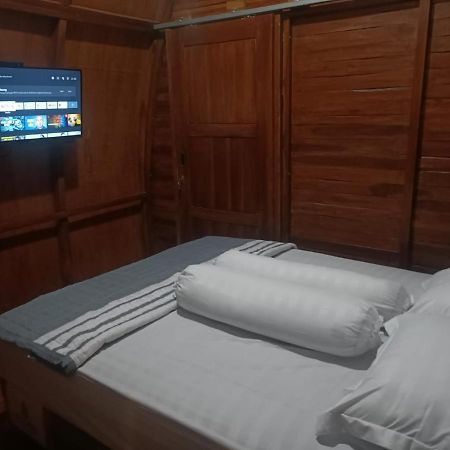 Villa Wooden House Paseban à Bogor Extérieur photo