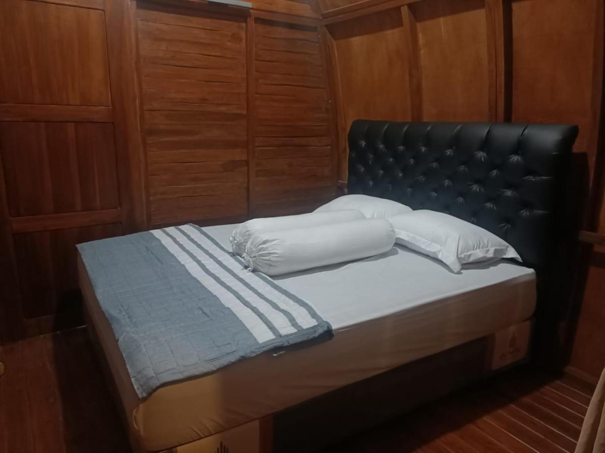 Villa Wooden House Paseban à Bogor Extérieur photo